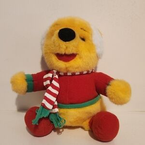 8” Vintage 1997 Mattel Holiday Christmas Winnie the Pooh stuffed animal plush